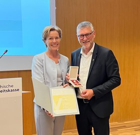 Hohe Auszeichnung für Stiftungspräsident Manfred Brunner Hohe Auszeichnung für Stiftungspräsident Manfred Brunner